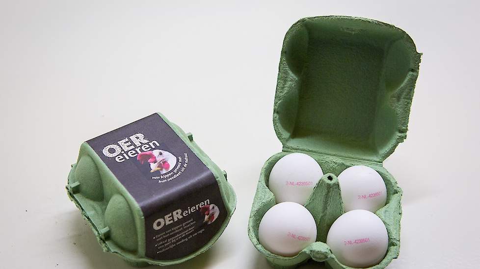 Oerei is een concept van Protix die ook het ontwerp en marketing voor haar rekening neemt.  „Protix heeft de naam Oerei bedacht omdat de hennen zijn gevoerd met hun oerdieet uit de natuur: insecten. De hennen krijgen geen soja gevoerd", legt Jansen uit. H
