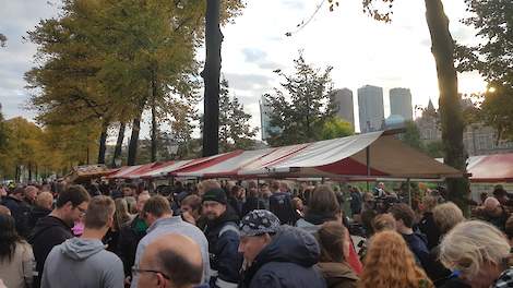 Sfeerimpressie van het Boer&Burger-ontbijt op 17 oktober in Den Haag (ZH).