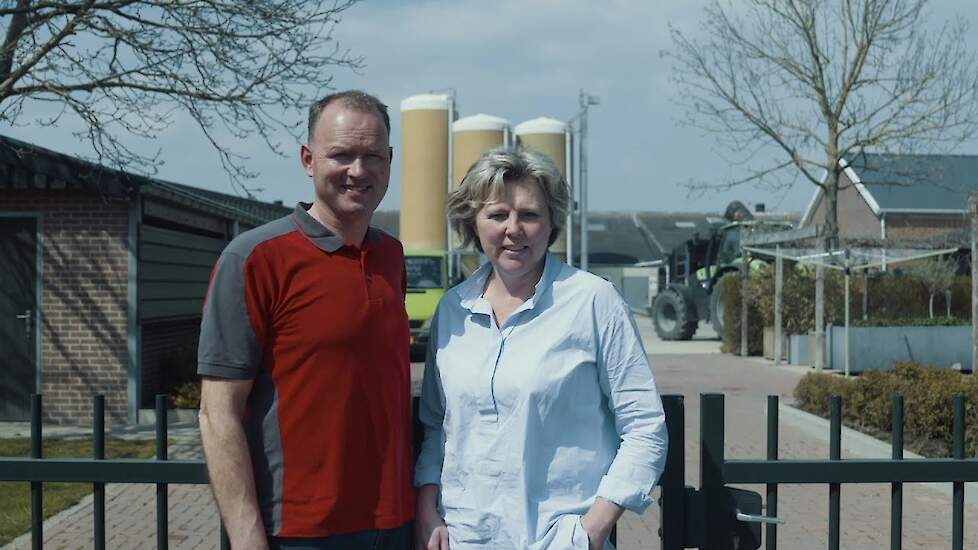 Familie Hendriks wint ForFarmers Agroscoopbokaal 2021 Vleespluimvee