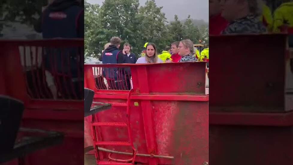 Loonbedrijf Cerfontaine evacueert inwoners Valkenburg (2) 14-07-2021