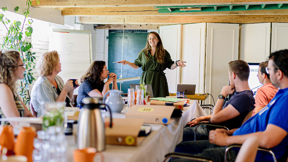 Programmamaker Yvonne Faber aan het woord.