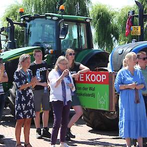 Ondanks de zeer korte tijdspanne was het volledige college van Gedeputeerde Staten, inclusief gouverneur Emile Roemer, aanwezig om de boeren te ontvangen, hun te woord te staan en te luisteren naar hun ervaringen, problemen en oplossingen.