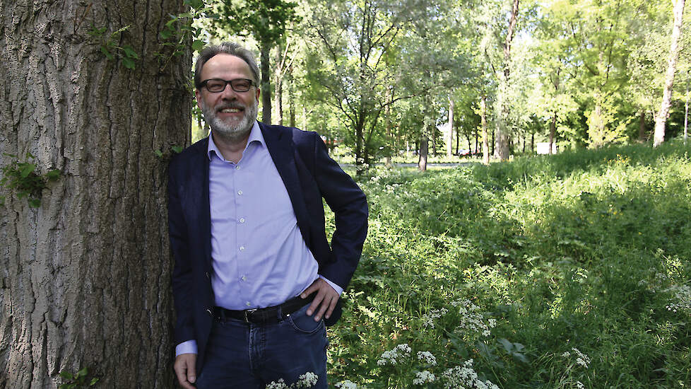 Justus Wesseler: „Als de helft van de synthetische middelen dan niet meer beschikbaar is, heb je minder mogelijkheden om ziekten te bestrijden waardoor opbrengsten fors lager kunnen zijn.”