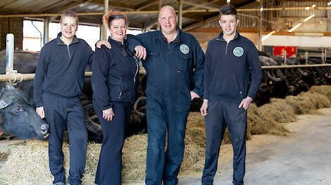 Familie Van den Hurk verving in 2021 de melkveestapel voor waterbuffels.