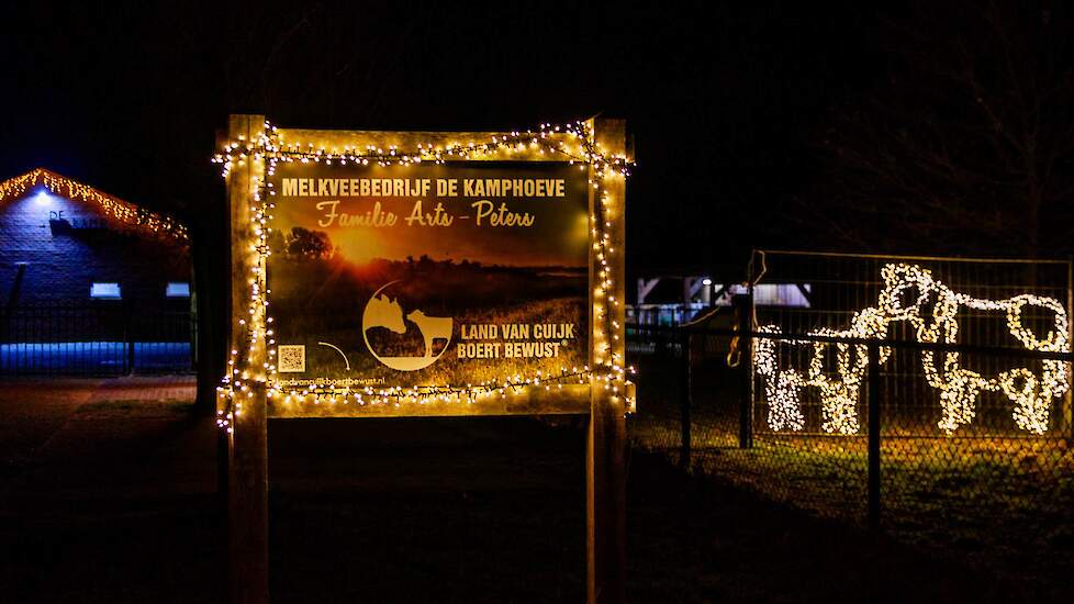 Een van de Land van Cuijk Boert Bewust boeren aan de route. Deze zijn herkenbaar aan een bedrijfsbord dat natuurlijk verlicht wordt. Boert Bewust boeren zijn actief in verbinding met de maatschappij; op wat voor manier ook; van social media, klasseboer, z