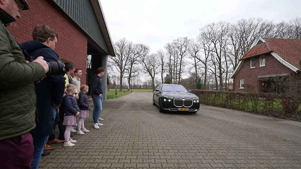 Werkbezoek minister aan melkveehouder Gezino Engberts