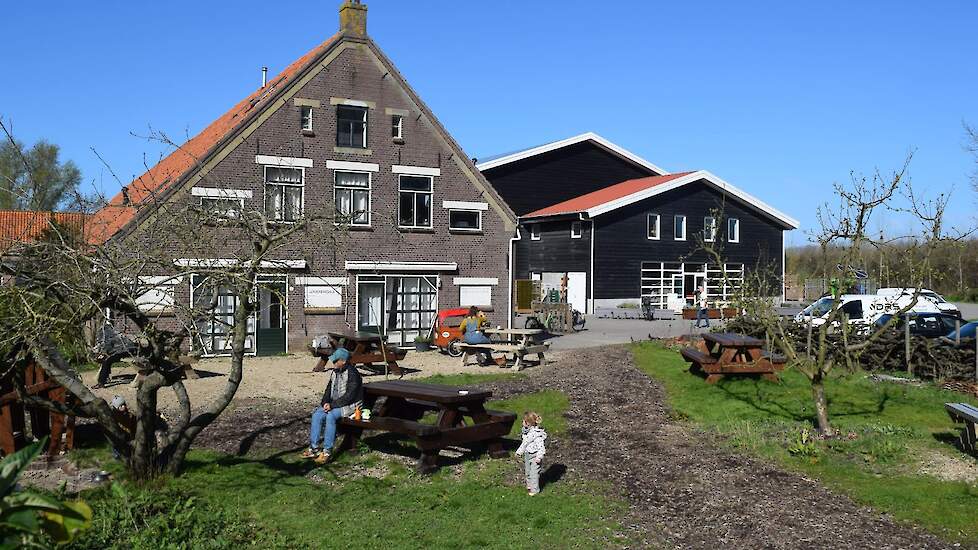 Grote donateursactie om grond onder Zeeuwse boerderij Loverendale vrij te krijgen