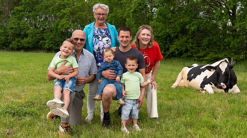 Familie Van Gastel in Nispen wint Agroscoopbokaal Melkvee