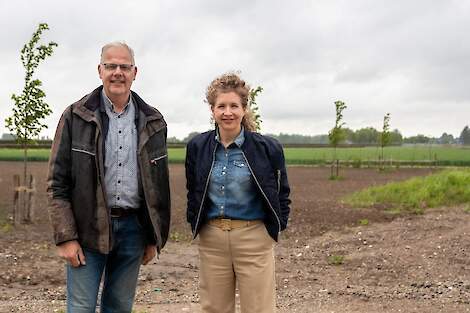 Akkerbouwer Peter van den Hoek en Nicole Freid van HAK